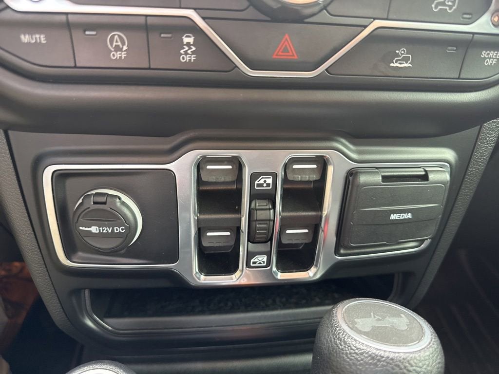 2022 Jeep Wrangler Unlimited Sahara 4x4