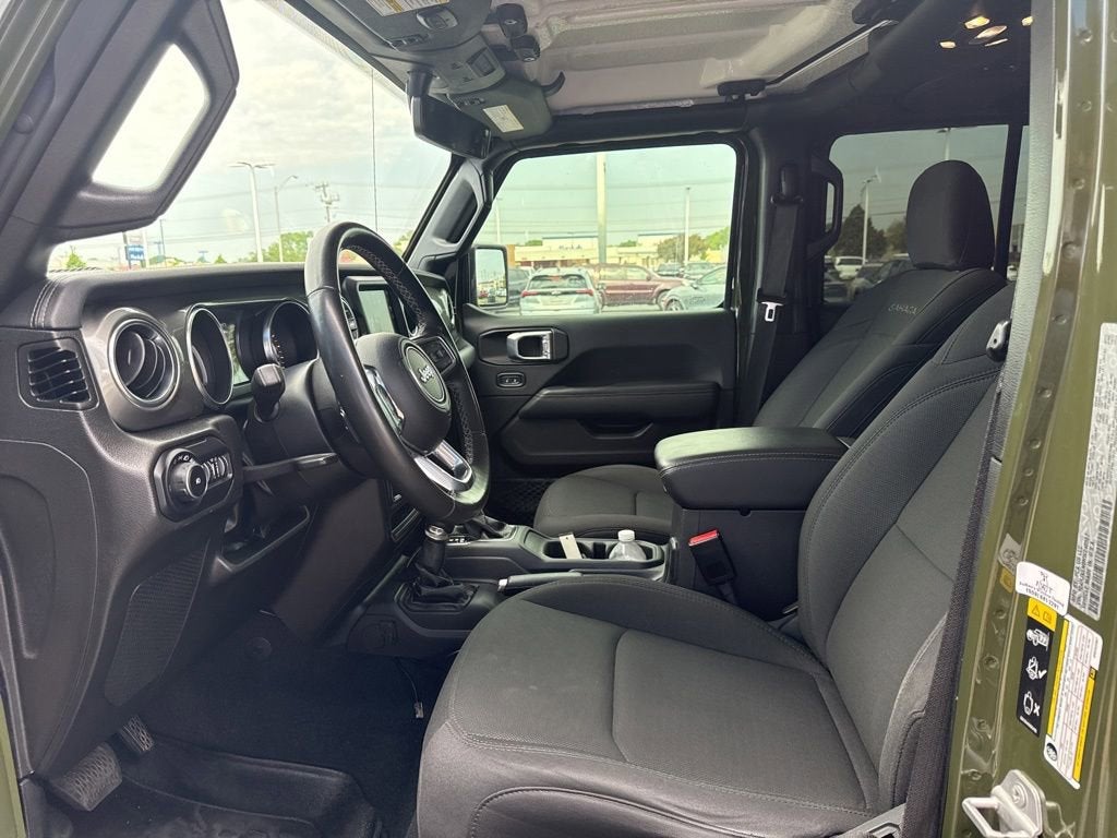 2022 Jeep Wrangler Unlimited Sahara 4x4