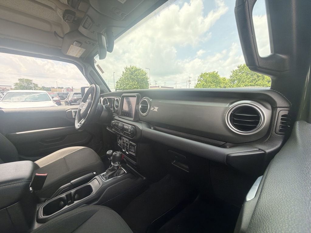 2022 Jeep Wrangler Unlimited Sahara 4x4
