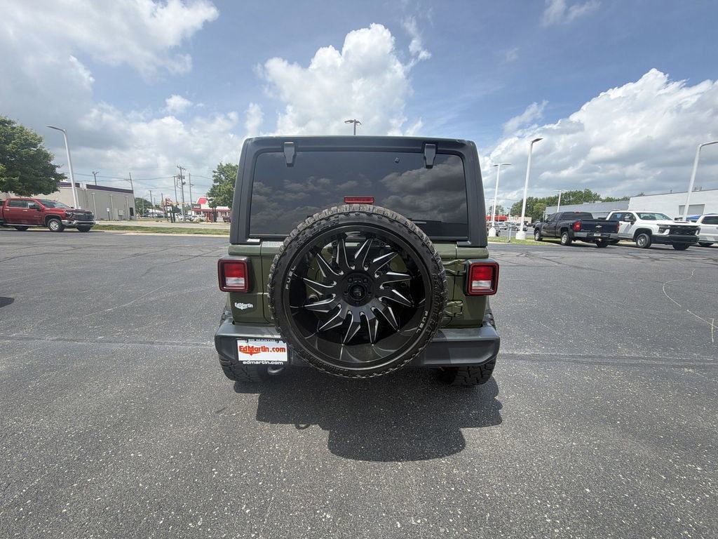 2022 Jeep Wrangler Unlimited Sahara 4x4