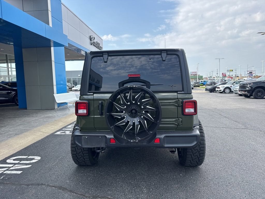 2022 Jeep Wrangler Unlimited Sahara 4x4