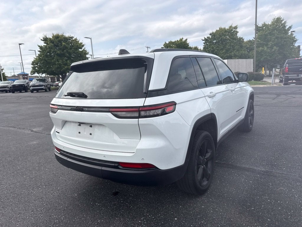 2023 Jeep Grand Cherokee Altitude 4x4