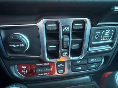 2025 Jeep Wrangler 4-Door Recon 4x4