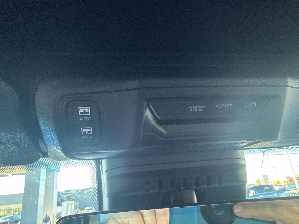 2025 Jeep Wrangler 4-Door Recon 4x4
