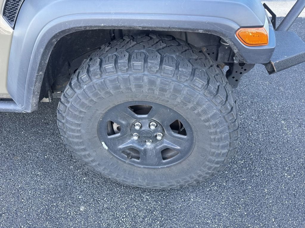 2020 Jeep Gladiator Sport