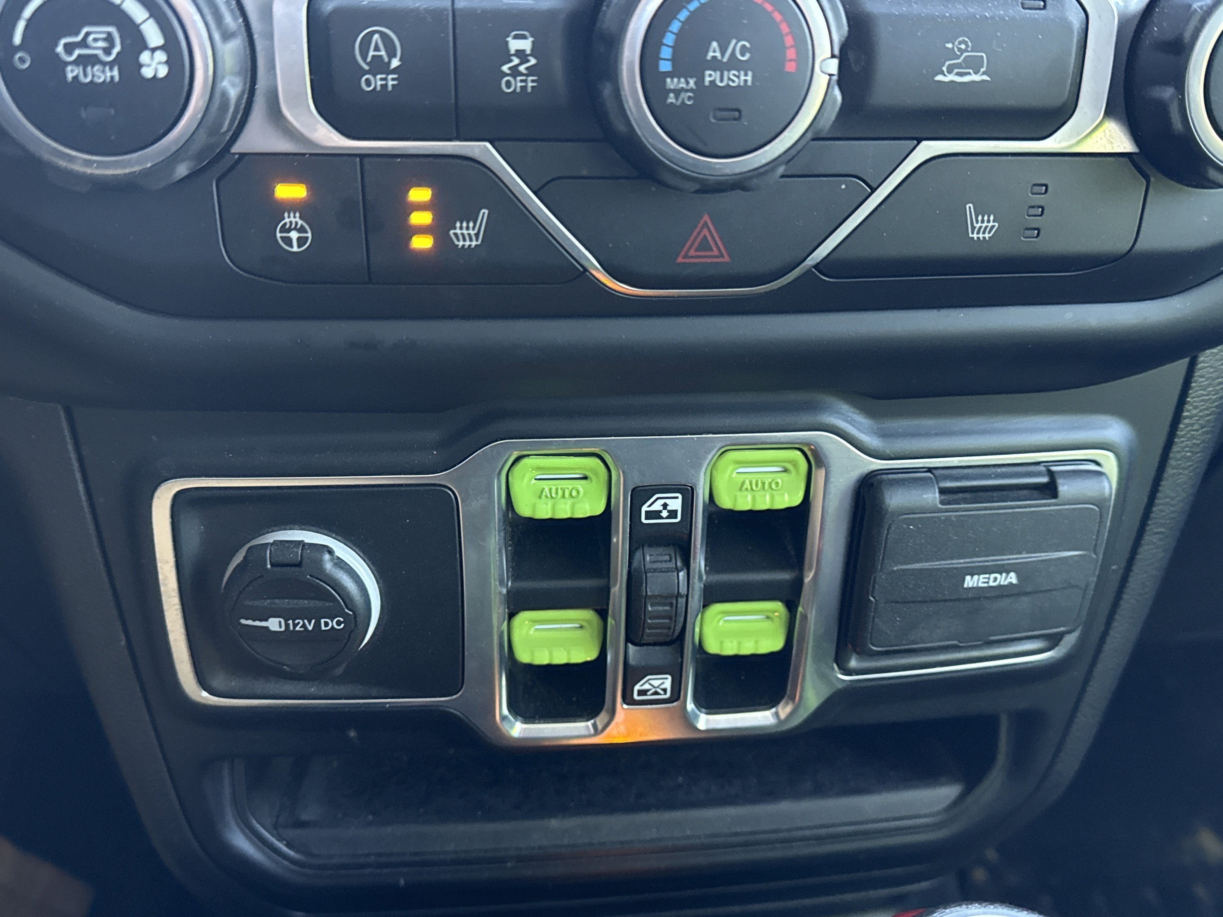 2021 Jeep Gladiator Willys