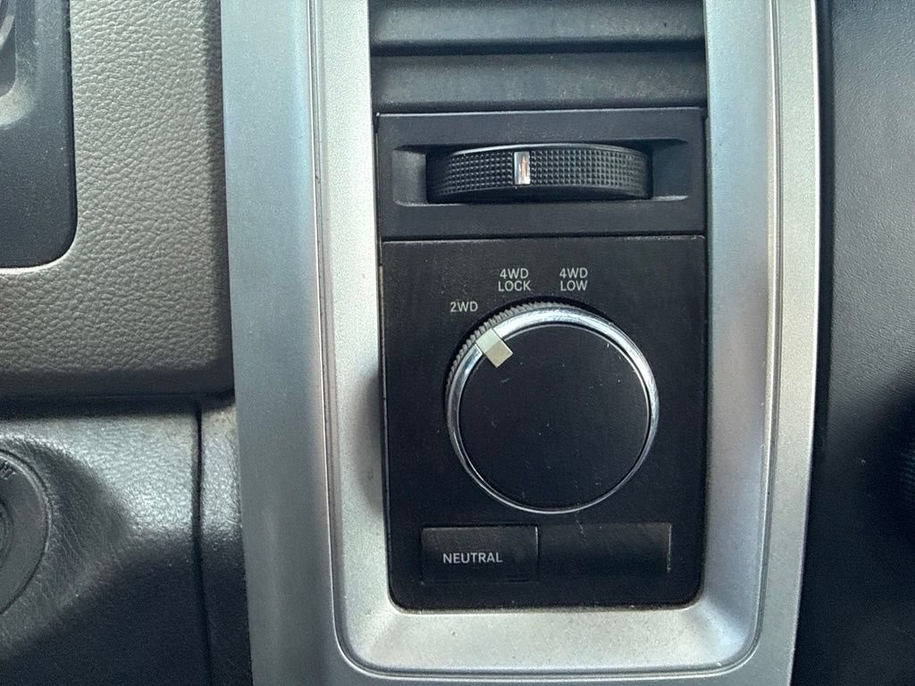 2012 RAM 1500 SLT