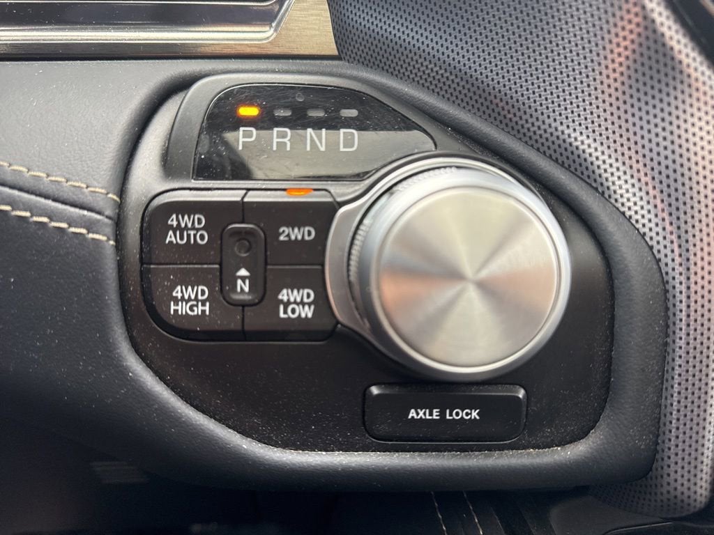 2020 RAM 1500 Limited Crew Cab 4x4 5'7" Box