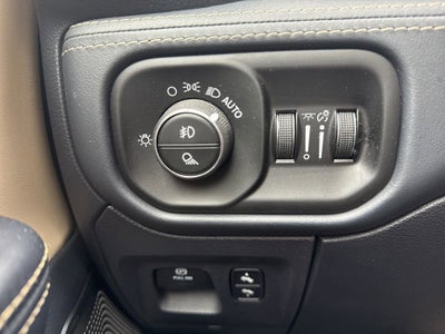 2020 RAM 1500 Limited Crew Cab 4x4 5'7" Box