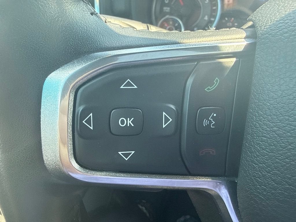 2023 RAM 1500 Laramie Crew Cab 4x4 5'7" Box
