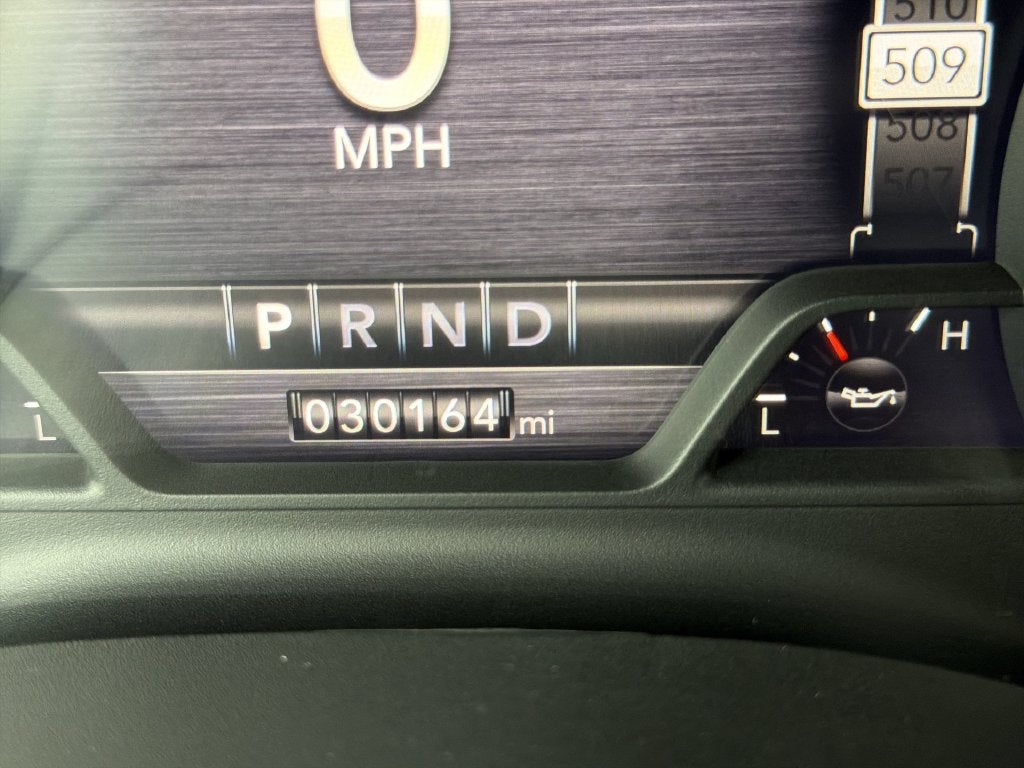 2023 RAM 1500 Laramie Crew Cab 4x4 5'7" Box
