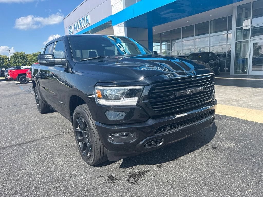 2023 RAM 1500 Laramie Crew Cab 4x4 5'7" Box