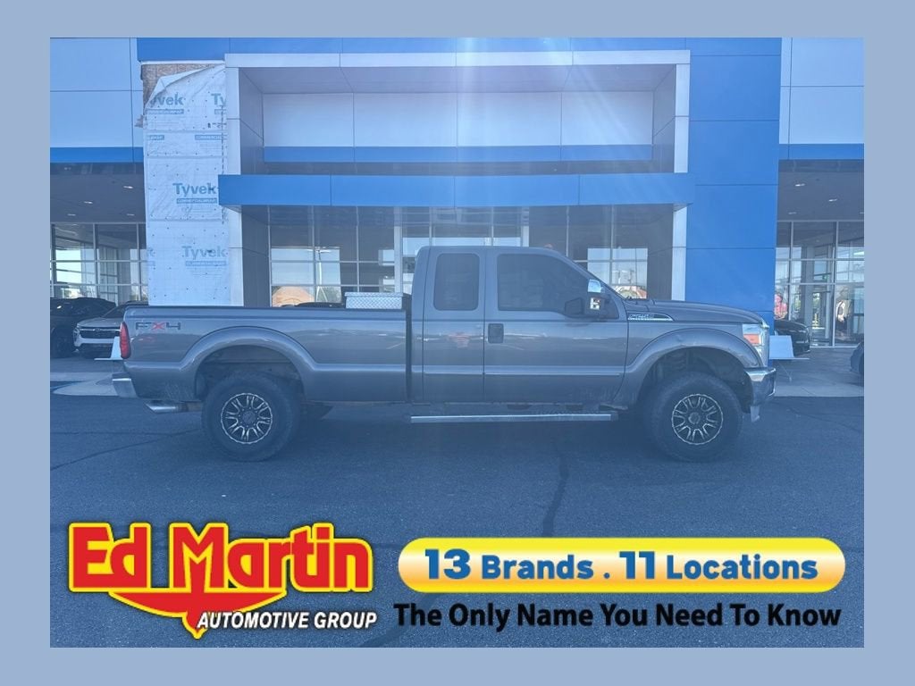 2011 Ford F-250 Lariat 4x4 SuperCab 142 in's photo