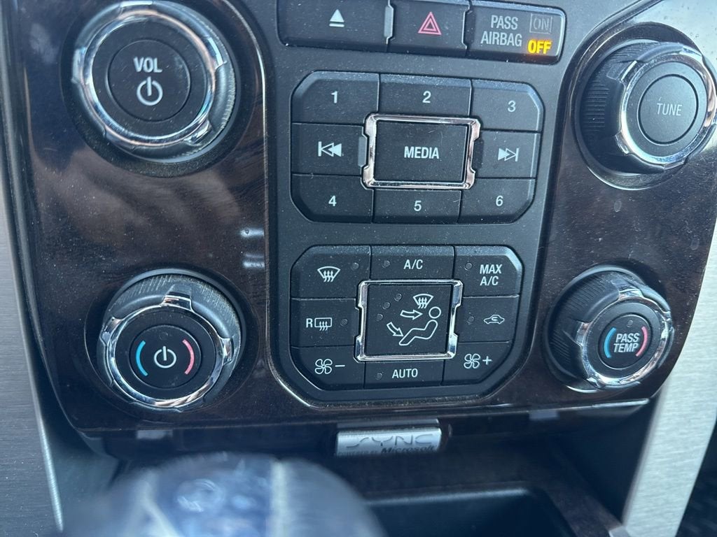 2014 Ford F-150 Platinum