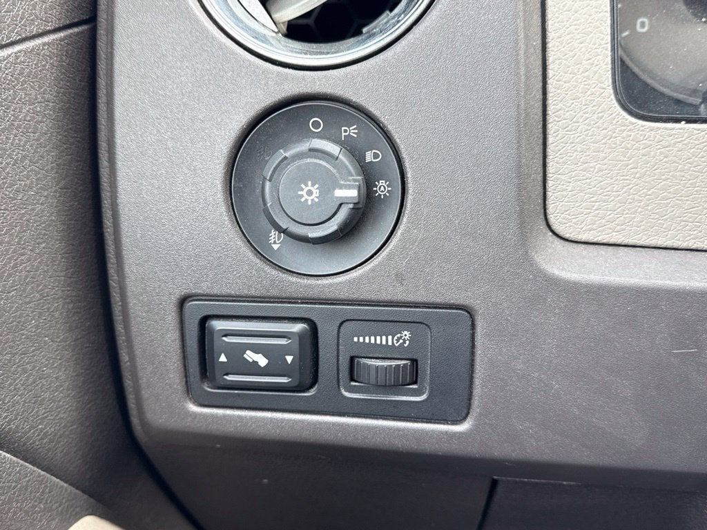 2010 Ford F-150 XL