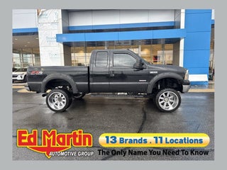 2006 Ford Super Duty F-350 SRW XL