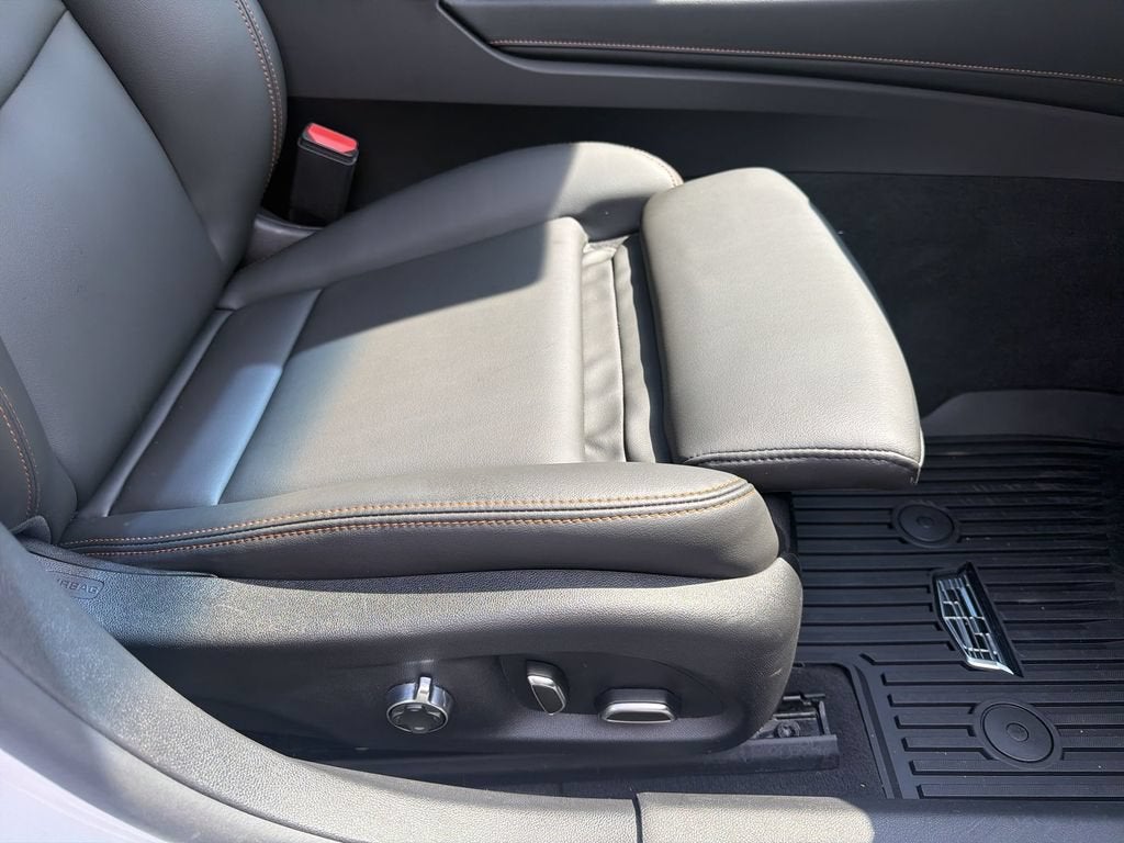 2023 Cadillac CT5 Sport