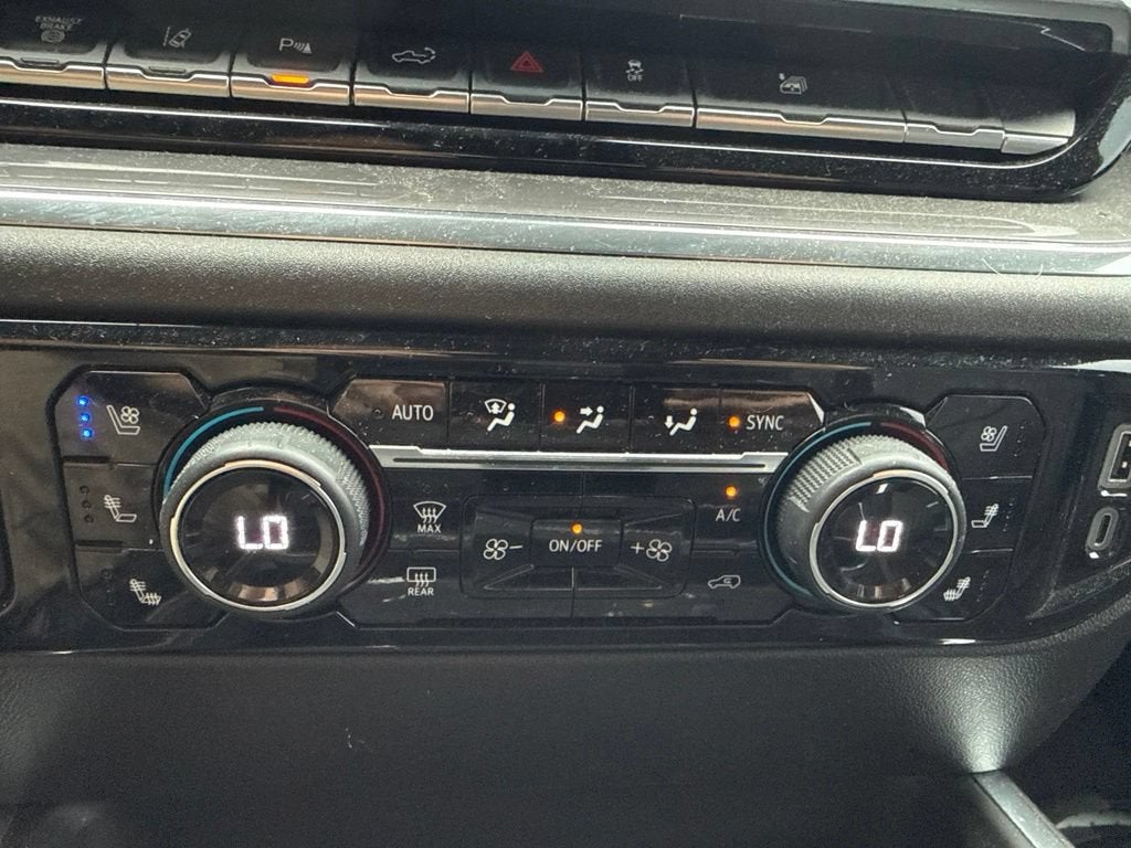 2025 Chevrolet Silverado 3500 HD High Country DRW