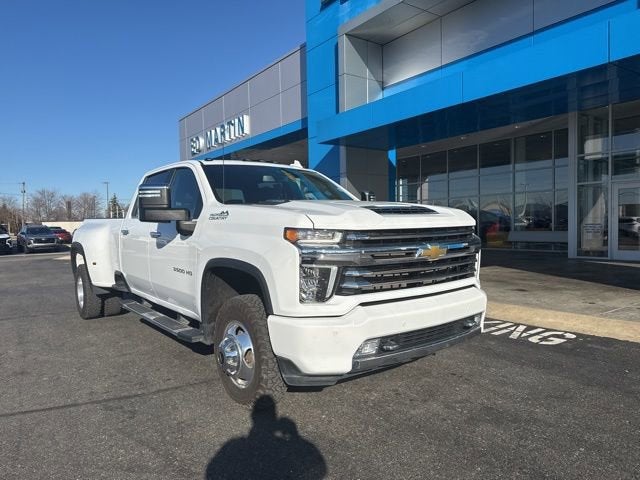 2022 Chevrolet Silverado 3500 HD High Country DRW