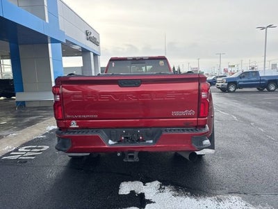2022 Chevrolet Silverado 3500 HD High Country DRW