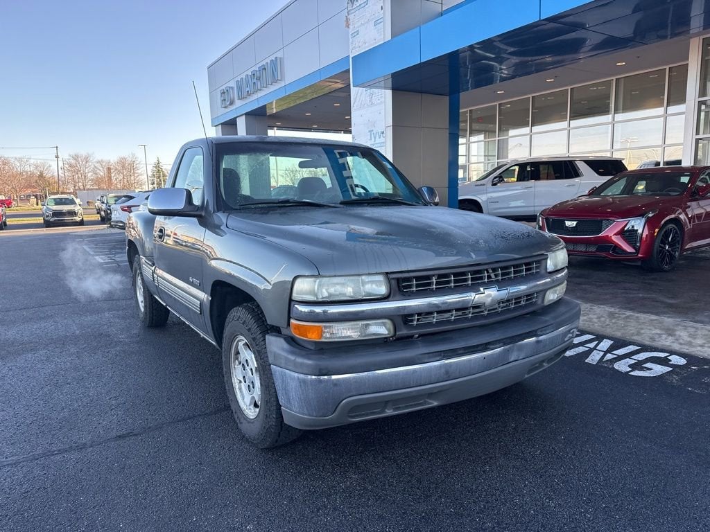 2002 Chevrolet Silverado 1500 LS