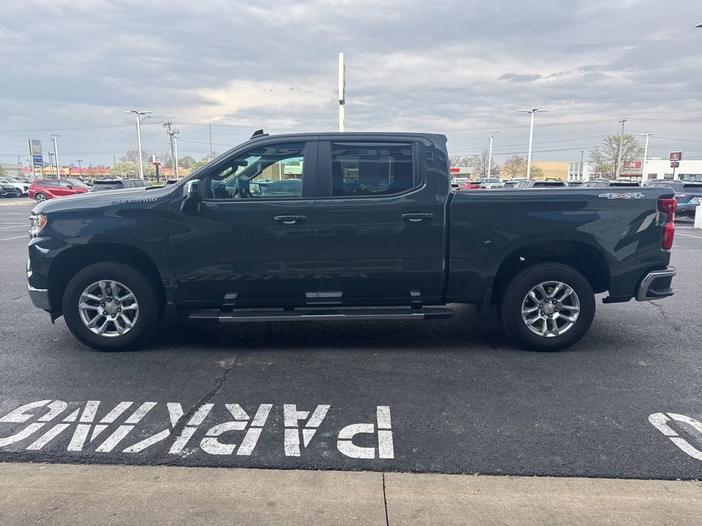 2025 Chevrolet Silverado 1500 LT (2FL)