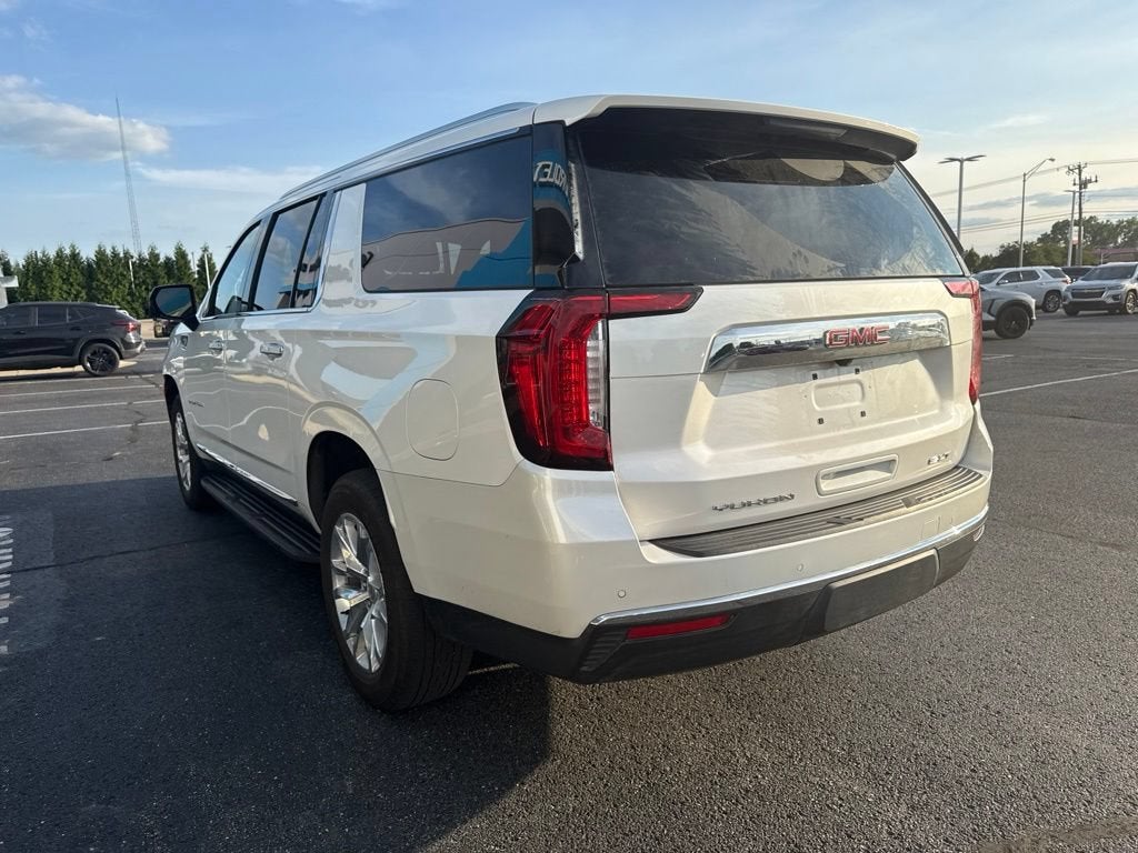 2023 GMC Yukon XL SLT