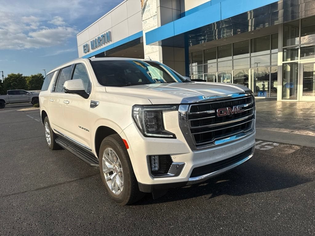 2023 GMC Yukon XL SLT