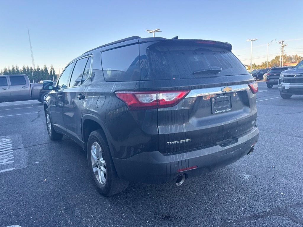 2021 Chevrolet Traverse LT Cloth