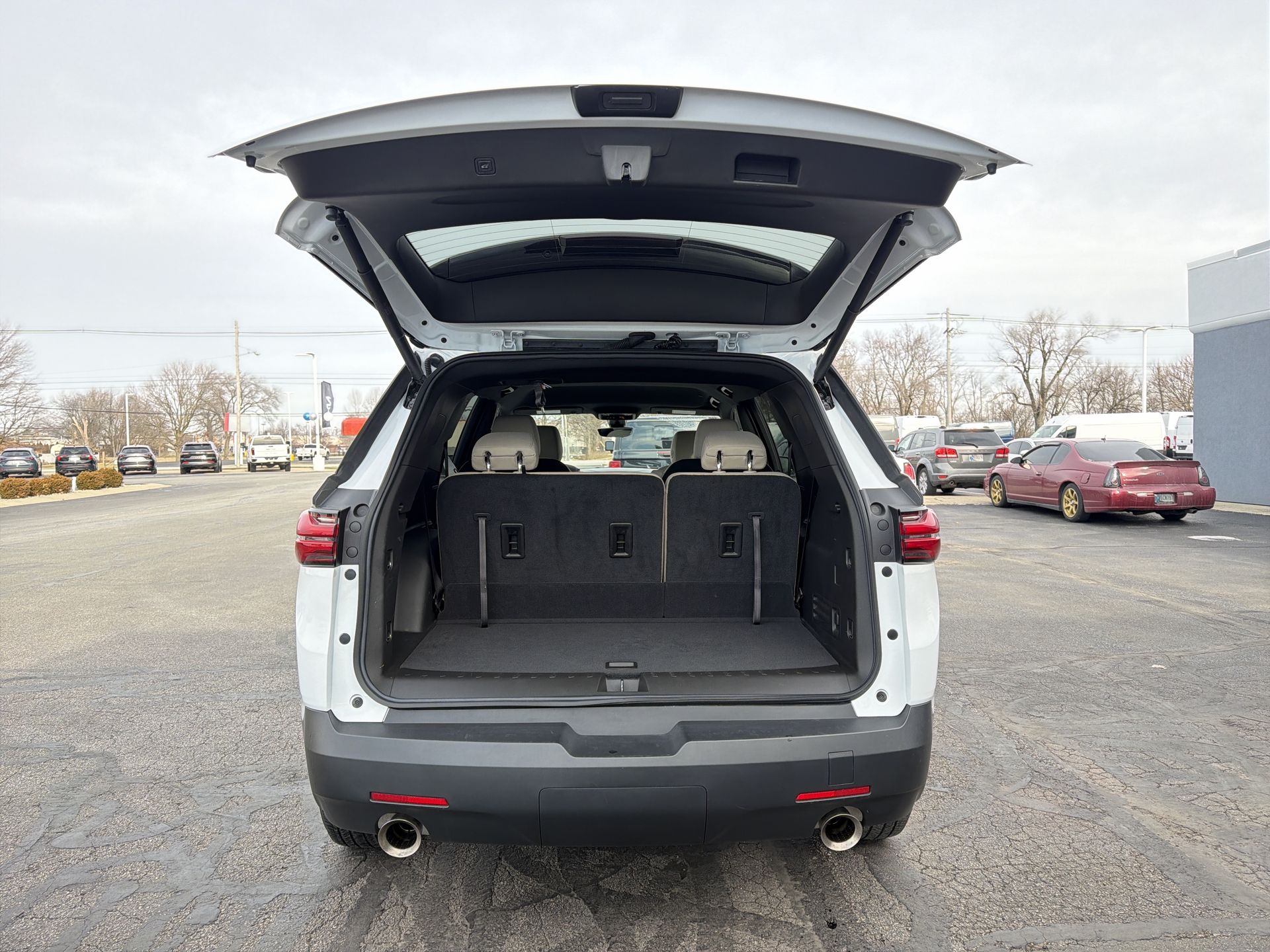 2024 Chevrolet Traverse Limited LT Cloth