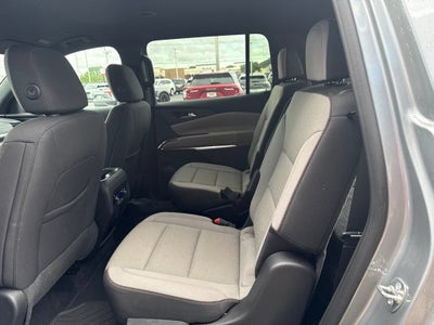 2024 Chevrolet Traverse LT