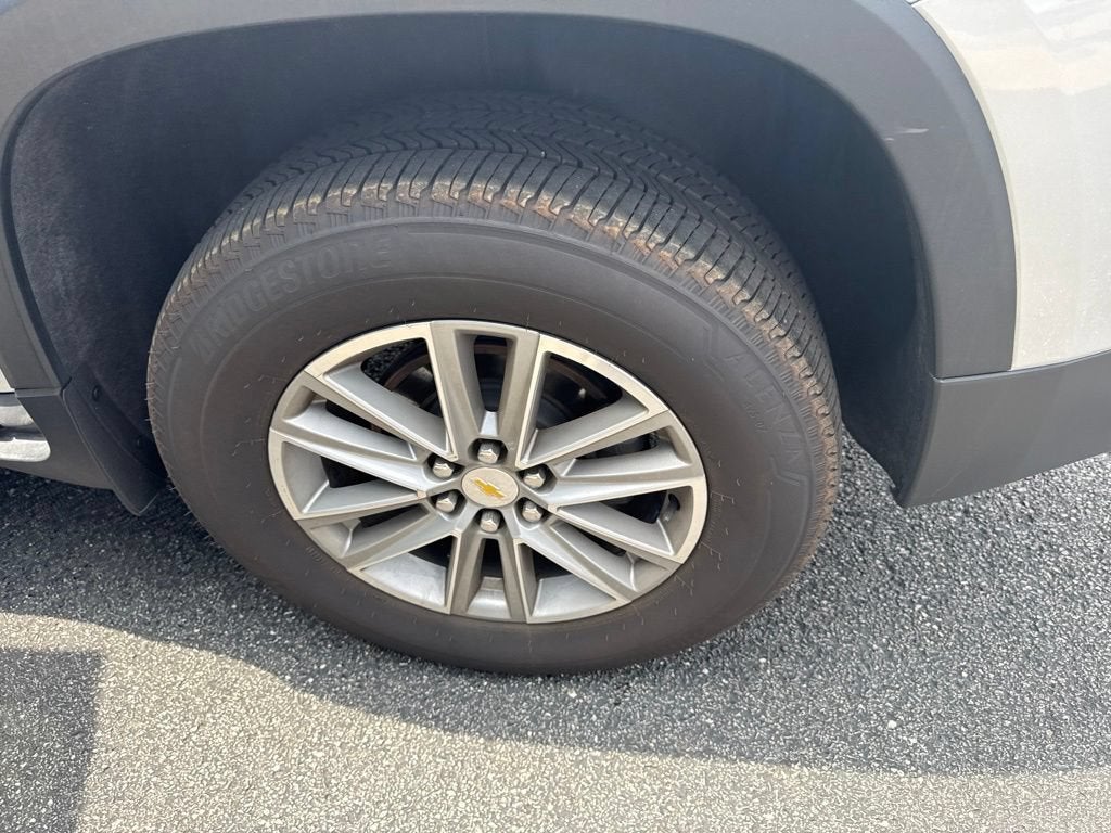 2022 Chevrolet Traverse LT Leather