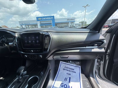2022 Chevrolet Traverse LT Leather