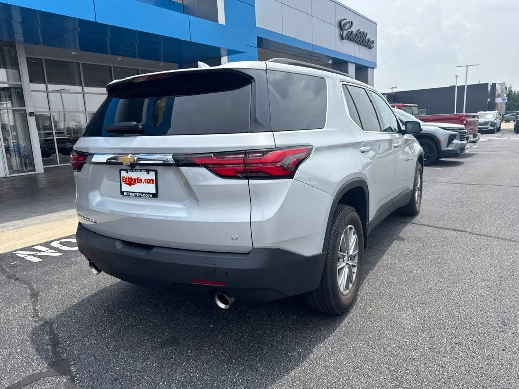 2022 Chevrolet Traverse LT Leather