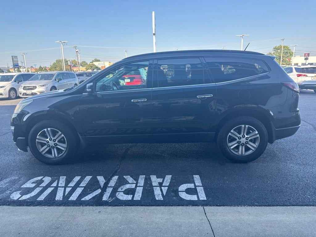 2017 Chevrolet Traverse LT