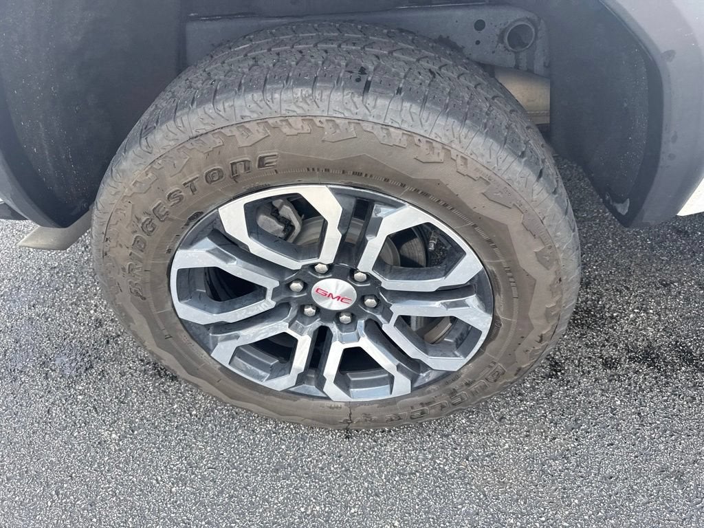 2023 GMC Canyon AT4