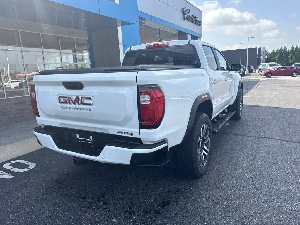 2023 GMC Canyon AT4