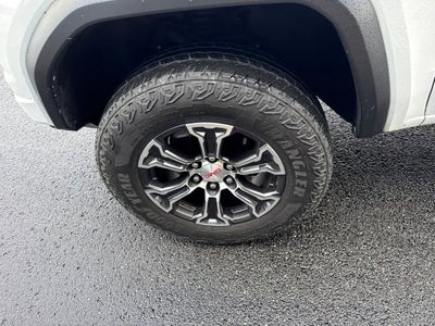 2023 GMC Canyon AT4