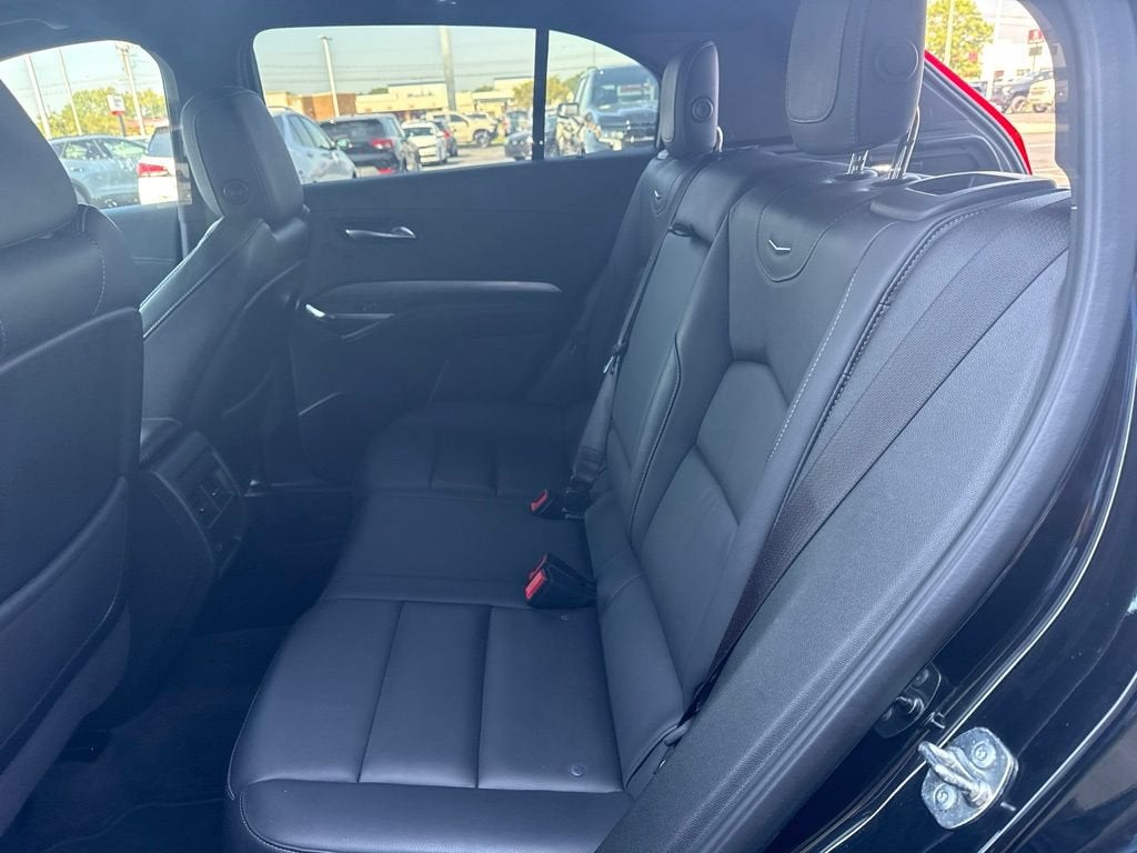 2025 Cadillac XT4 Premium Luxury