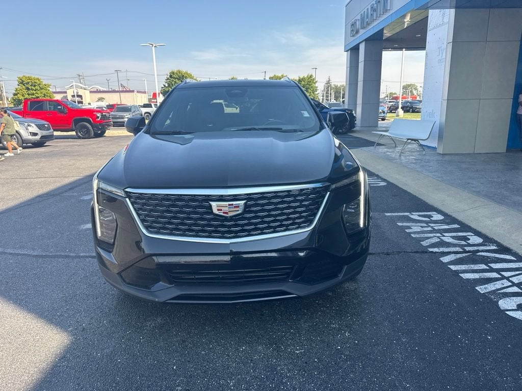 2025 Cadillac XT4 Premium Luxury
