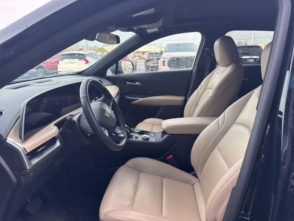 2024 Cadillac XT4 Premium Luxury