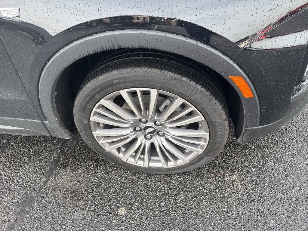 2024 Cadillac XT4 Premium Luxury