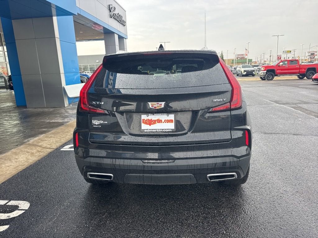 2024 Cadillac XT4 Premium Luxury