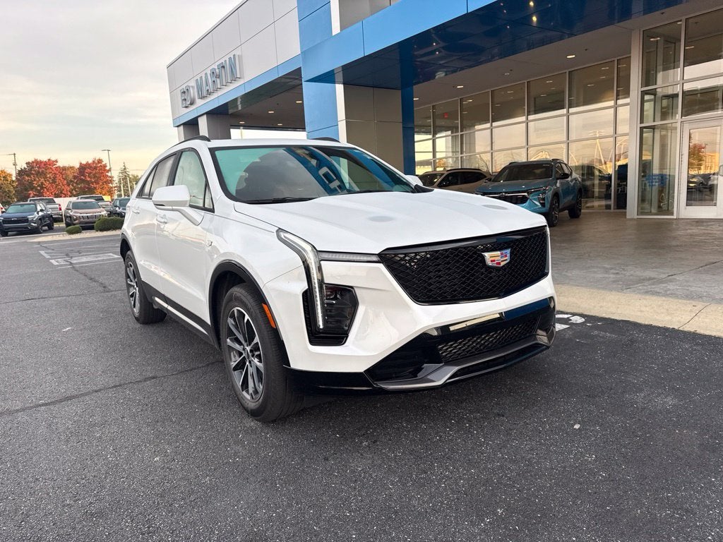 2024 Cadillac XT4 Sport
