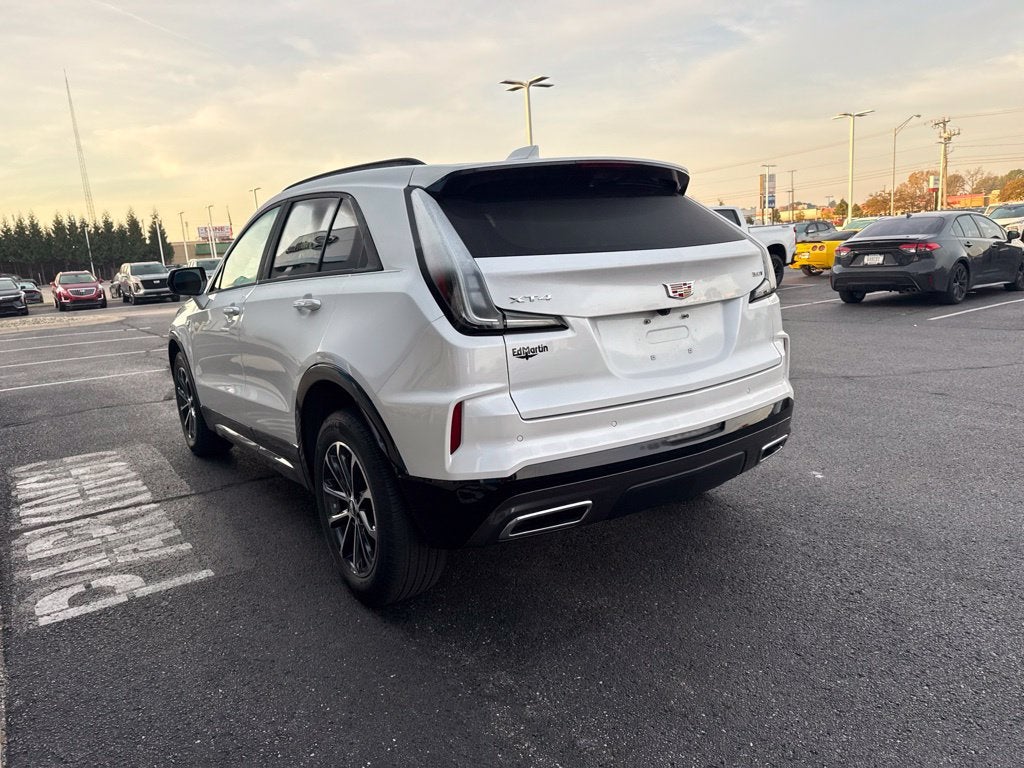 2024 Cadillac XT4 Sport