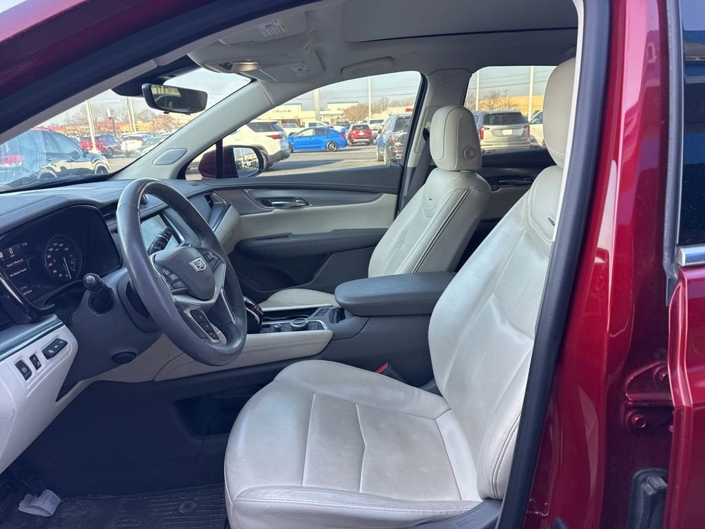 2022 Cadillac XT5 Premium Luxury