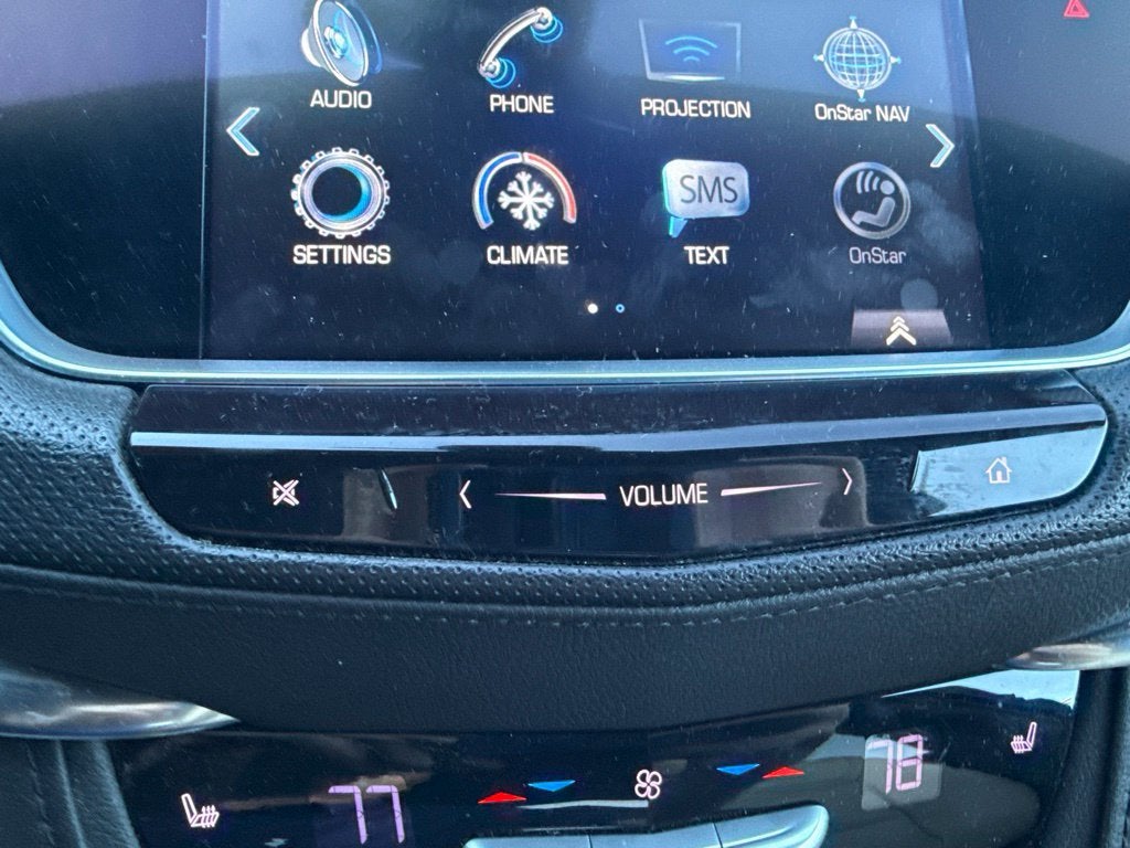 2018 Cadillac XT5 Luxury FWD
