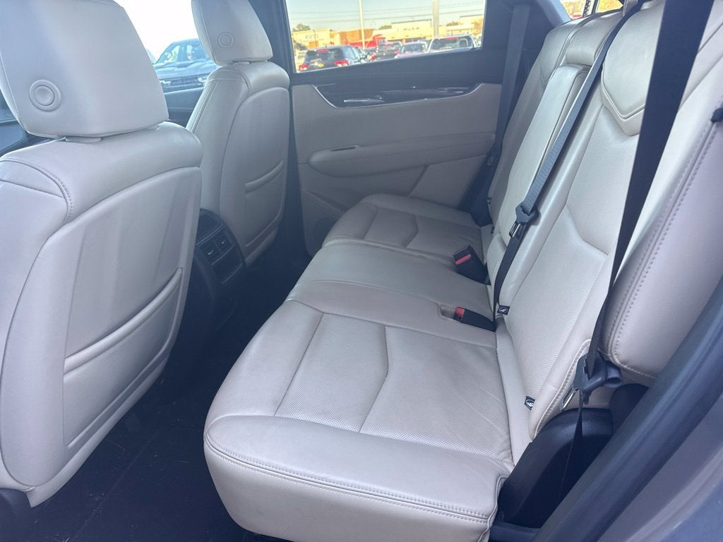 2018 Cadillac XT5 Luxury FWD