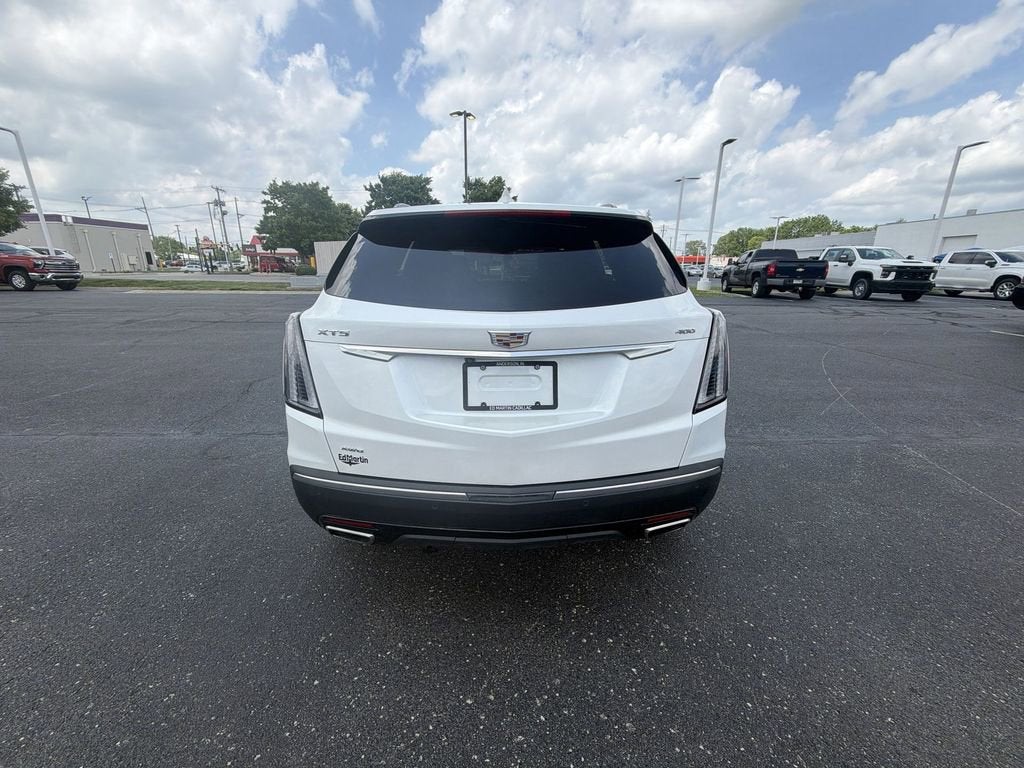 2023 Cadillac XT5 Sport