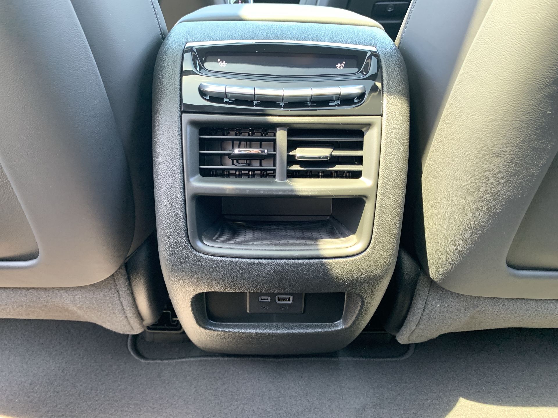 2024 Cadillac XT5 Sport